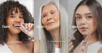 A imagem mostra três mulheres de diferentes idades, uma jovem, uma madura e uma idosa, aplicando produtos de beleza e maquiagem labial, com as palavras "Balm", "Blush" e "Gloss" abaixo delas, respectivamente.