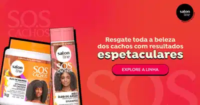 A imagem é um banner publicitário vermelho para a linha de produtos "SOS Cachos" da marca Salon Line, mostrando diferentes embalagens de produtos para cabelos cacheados e crespos, com uma chamada para "Explorar a linha".