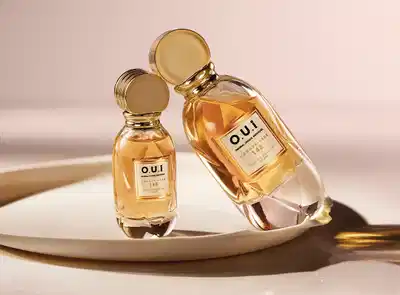 Dois frascos de L’Amour-Esse 142 Eau de Parfum, nas versões de 30ml e 75ml.