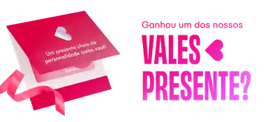 Vale-Presente em em cartão dobrável em tons de rosa com fita, com chamada para quem ganhou um dos Vales-Presente Quem Disse, Berenice?.