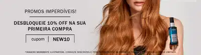 O banner apresenta uma imagem de uma mulher com cabelos ruivos e ondulados, segurando um frasco de produto para cabelos. O texto destaca uma promoção de 10% de desconto na primeira compra.