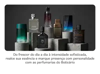 Vários itens de perfumaria O Boticário em um fundo escuro e texto falando sobre a marca.