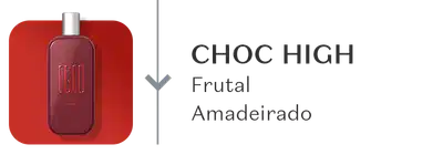 O banner de fundo branco traz um frasco de Egeo Choc High com a família olfativa Frutal Amadeirado.
