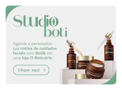 Mulher de pele branca de olhos fechados, o cabelo escuro preso. Ela está aplicando um produto de cuidados faciais com conta gotas e o texto convida a agendar e personalizar sua rotina de cuidados faciais.
