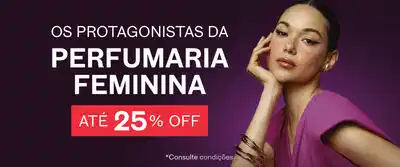Mulher com cabelos presos, com mão no queixo em fundo roxo, promoção em perfumaria feminina com até 25% de desconto.