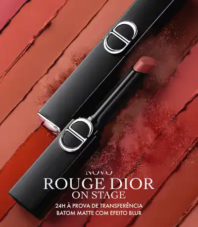 Novo Rouge Dior On Stage: 24h à prova de transferência, batom matte com efeito blur.