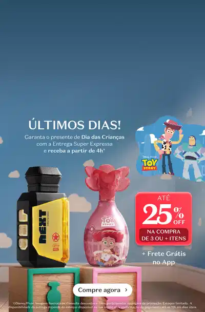 Dia das Crianças com a nova linha inspirada em Toy Story. Produtos temáticos com personagens do desenho. 25% de desconto na compra de 3 ou mais itens. Fundo azul com nuvens brancas e ambiente de quarto infantil.