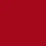 Frasco de batom líquido vermelho da linha Superstay Matte Ink da Maybelline, com aplicador em formato de pincel. Embalagem preta e vermelha com o nome da marca e do produto destacados.