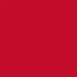 A imagem mostra um batom tipo bala, vermelho, com a tampa ao lado. A embalagem é preta e prata com o logo da marca em preto.