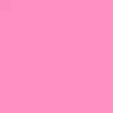 Maquiagem em formato cilíndrico com a cabeça da personagem Hello Kitty como tampa. A parte superior é branca com detalhes em relevo que representam os olhos, orelhas e laço da Hello Kitty. É possível ver a cor do produto pelo corpo transparente.