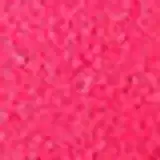 A imagem mostra uma embalagem de batom, redonda, preta e prata, com logo da marca na parte prata com letras pretas e sem a tampa, com o batom rosa à mostra.