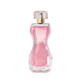 Vidro transparente em formato curvilíneo com líquido rosa, borrifador dourado e tampa cristal contendo 75ml de desodorante colônia Glamour.