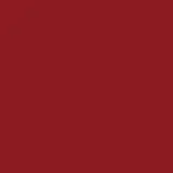 Batom vermelho da marca Eudora Make, com embalagem preta e dourada, com texto "Kiss Me" impresso.