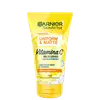 Gel de limpeza antibacteriano Garnier Skinactive Vitamina C, com embalagem amarela e branca, apresentando informações sobre uniformidade e matificação da pele.