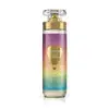 Imagem do frasco de body splash Dream Viagem Encantada, em embalagem cilíndrica com tampa transparente e válvula spray dourada. O rótulo é volorido em tons de roxo, rosa e azul e traz um balão ilustrativo. O recipiente conta com 200ml de produto.