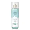 Frasco transparente com líquido azul, pulverizador prateado, tampa transparente e rótulo azul e branco com ilustração de nuvem contendo 200ml de body splash Cuide-se Bem Nuvem.