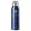Imagem de frasco de desodorante aerossol na cor azul-marinho da marca Egeo, com rótulo amarelo contendo o nome "Egeo Blue" e informações sobre o produto, um antitranspirante de jato seco com perfumação intensa e sem álcool.