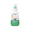 Imagem de um frasco branco com tampa dosadora azul e rótulo em verde com ilustração do personagem da marca Dr. Botica, contendo 400ml de shampoo infantil para cabelos crespos.