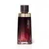 Frasco de item de perfumaria da marca Malbec, com formato retangular, em tons de marrom e vermelho, com rótulo dourado destacando o nome da marca.