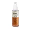 Imagem de um frasco transparente do Óleo Bifásico Capilar Match Nutrição Regeneradora. Ele possui válvula spray e tampa também transparente; O rótulo tem uma faixa laranja e as as informações sobre o produto estão impressas em letras pretas.