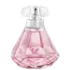 A imagem mostra o Desodorante Colônia Lyra, da marca Eudora, em frasco de vidro transparente com formato geométrico facetado como uma joia luxuosa. O líquido dentro é de cor rosa claro.
