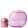 Frasco de vidro rosa em formato esférico com detalhe rosa metalizado e rótulo branco contendo Eau de Parafum Muito Desobediente Quem Disse, Berenice? com 100ml de fragrância.