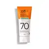 Protetor solar facial em embalagem plástica tubular de cor laranja e branca.