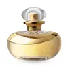 Esta imagem mostra um frasco de perfume luxuoso da marca Lily. O frasco tem um design elegante e sofisticado com cores douradas e transparentes. O frasco tem uma forma curvilínea e chamativa, característica dos produtos de alta qualidade da marca Lily.