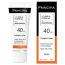 Embalagem de protetor solar da marca Principia, com 40 FPS, contendo 14% de filtros UV e 5% de niacinamida. Apresenta-se em tubo branco e preto com informações sobre o produto em destaque.
