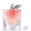 Frasco de perfume Lancôme com tampa prateada e decoração brilhante, contendo um líquido rosa claro. A embalagem é transparente, permitindo visualizar o conteúdo.