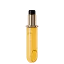 A imagem mostra a embalagem refil do óleo elixir ultime. É um frasco de vidro cilíndrico com um líquido de aparência oleosa e cor amarelo-dourado. O frasco possui uma tampa em pump dourada com detalhes em preto.