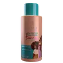 A imagem mostra o Creme para Pentear Inoar Meu Cacho, Meu Crush Teen 500ml, embalagem cilíndrica em plástico rosa e verde. Traz ilustração de meninas adolescentes com cabelos cacheados.