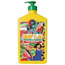 Creme modelador Bossa Crespos & Cachos da marca Lola From Rio, em embalagem plástica amarela com detalhes coloridos e ilustrações de uma mulher com cabelos cacheados.