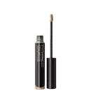 Pro Brow Whip Pomade da M·A·C em embalagem cilíndrica preta com aplicador em espiral. Produto em tom nude/bege claro, ideal para definição e modelagem de sobrancelhas com acabamento duradouro.