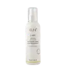 Frasco branco de 200 ml da linha Care da Keune, contendo o Spray Ativador de Espessura Derma Activate. O rótulo apresenta o nome do produto e sua função de volumizar os fios finos.