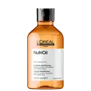 Frasco de item de perfumaria da marca L'Oreal Professionnel Paris, com rótulo "NutriOil" e "Rich Coconut Oil". O frasco é de vidro âmbar com tampa preta. O texto no rótulo indica que se trata de um xampu profissional para cabelos secos.
