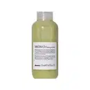 Frasco de 150 ml da poção capilar MOMO da marca Davines, com rótulo branco e texto preto informando tratar-se de um creme hidratante universal para cabelos secos ou desidratados.