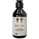Frasco de shampoo Cavalera para homens, com embalagem preta e branca, exibindo o logotipo da marca em destaque. O produto é descrito como "Shampoo Fortalecedor" e promete fortalecer, hidratar e limpar os cabelos de forma eficaz.