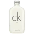 Frasco de perfume Calvin Klein One, com design minimalista em tons de branco e cinza, exibindo o logotipo da marca em destaque.