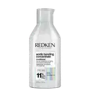 Frasco branco com rótulo da marca Redken. O rótulo apresenta o nome "Acidic Bonding Concentrate" e informações sobre o produto, como "intense conditioning, fortifying, optimized for colored hair". O frasco possui um design cilíndrico com tampa.