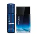 Conjunto Quasar contendo frasco de vidro com design angulado em degradê do azul claro para o escuro de Desodorante Colonia Deep Blue e frasco de body spray na cor azul com tampa borrifadora da mesma cor.