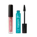 Combo da marca Quem Disse, Berenice? contendo um batom líquido mate rosa da linha Instamatte e um frasco de máscara de cílios azul aberto com seu pincel aplicador ao lado dele, exibindo cerdas alongadas na base e curtas na ponta.