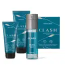 Combo de produtos de perfumaria da marca Clash, incluindo duas bisnagas azuis com tapa preta, sendo uma de creme para barba e outro para o corpo, um frasco cilíndrico de body spray e duas barras de sabonete ovais brancas e caixa de sabonete azul escuro.
