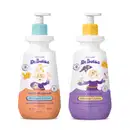 Imagem do Combo Dr. Botica contendo um shampoo infantil Cacheados 3 ABC com frasco branco e laranja e tampa azul e sabonete líquido infantil em frasco branco e roxo com tampa laranja.