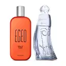 Imagem de dois frascos de perfumaria O Boticário: um frasco laranja e tampa prateada com a marca Egeo Spicy Vibe, e outro frasco transparente azulado em formato ondulado e tampa transparente com a marca Accordes Harmonia manuscrita.