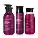 A imagem mostra três produtos da marca Nativa SPA Rosas Secretas, sendo creme corporal, body splash e sabonete líquido. As embalagens são cilíndricas de diferentes espessuras. Todas elas são roxas com tampas preta e rótulos com letras brancas e douradas.