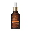 Vidro marrom com detalhe dourado, conta-gotas branco, letras amarelas e detalhe em laranja contendo 30ml de sérum de alta potência 10% da marca Botik Vitamina C.