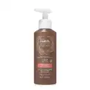 Frasco marrom com bomba dosadora branca e letras brancas e bege claro contendo 90ml de booster capilar Nutrição Match Ciência das Curvas.