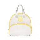 Frasqueira branca com detalhe e zíperes amarelos, alças de transporte prateadas e bolsos externos da marca Boti Baby.