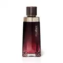 Frasco de item de perfumaria da marca Malbec, com formato retangular, em tons de marrom e vermelho, com rótulo dourado destacando o nome da marca.